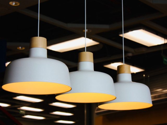 Suspension LED : choisir entre design et efficacité